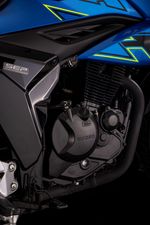 Moto-Suzuki-GSX150-NAKED-Azul