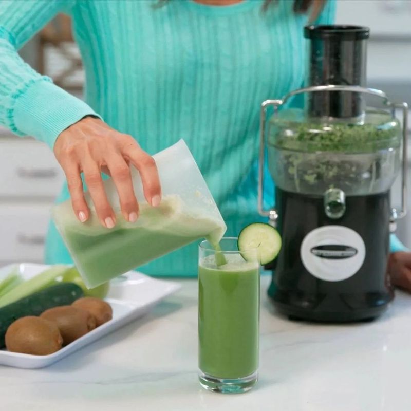 Extractor-Autolimpiante---Starlyf-Self-Cleaning-Juicer